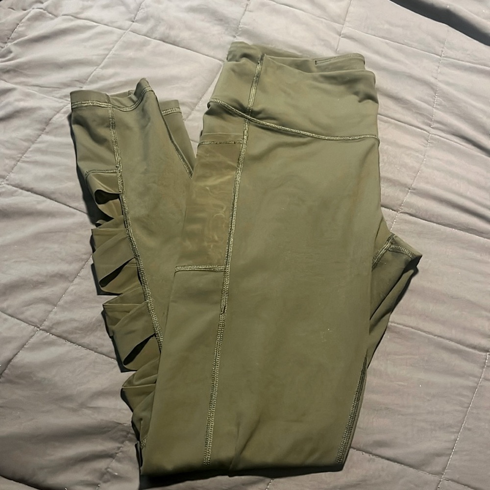 Knockout leggings by Victoria Sport leggings